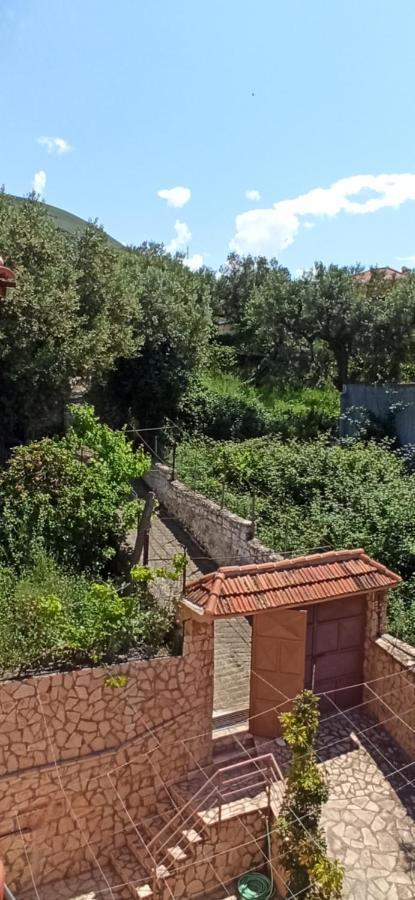 Villa Family Bitri Piqeras Exteriér fotografie