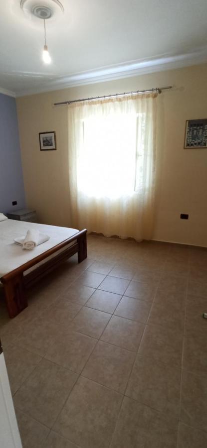 Villa Family Bitri Piqeras Exteriér fotografie